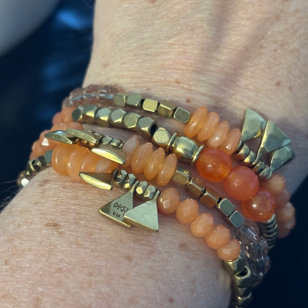 Silpada K&R Beaded Bracelet Stack Peach Coral Gold Tone Set